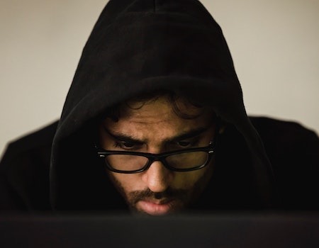 what is a darknet market